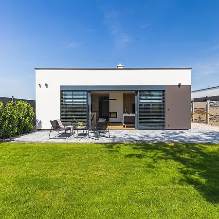 Villa Family Living