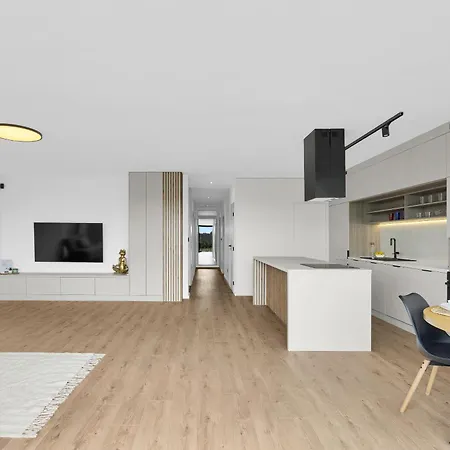 Family Living Hviezdoslavov