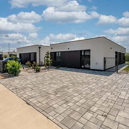 וילה Family Living Hviezdoslavov