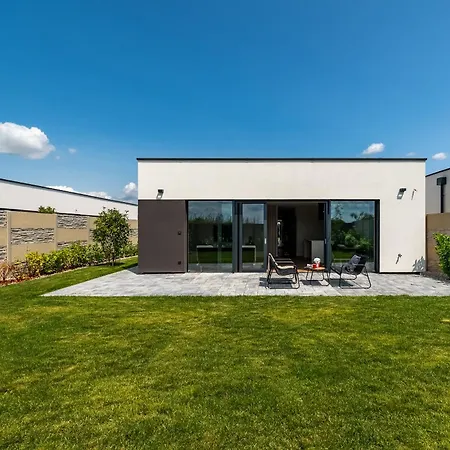 Family Living * Hviezdoslavov